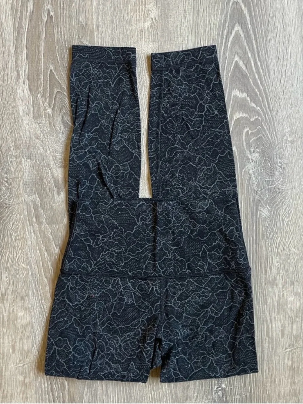 Lululemon Align Pant II 25” Lacescape Dark Cast Black Women’s 2